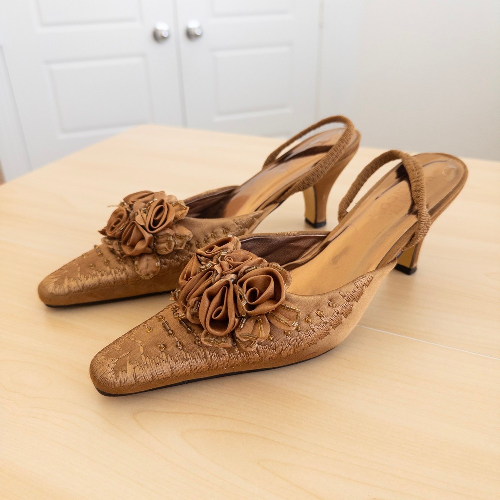 Womens Slingback Beaded Heels 8M Bronze Satin Rosette Pointed Toe Regency Retro